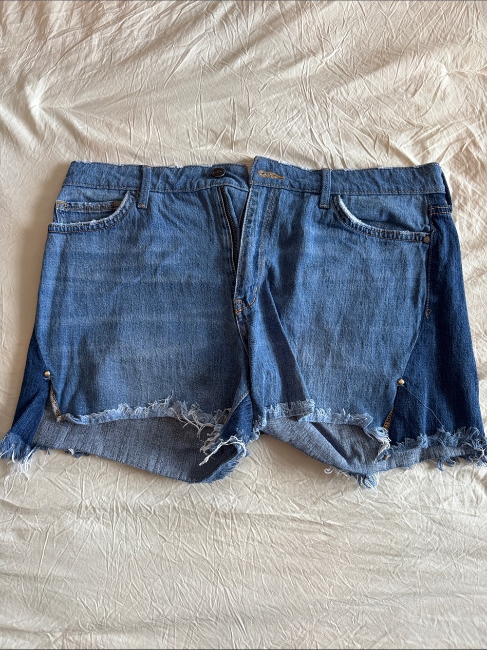 Sam Edelman Two-Tone Blue Denim Frayed Hem Shorts
